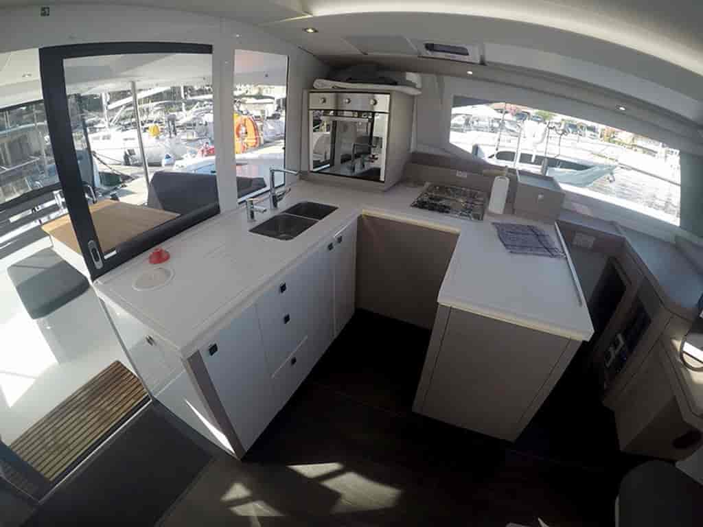 Boat picture 16