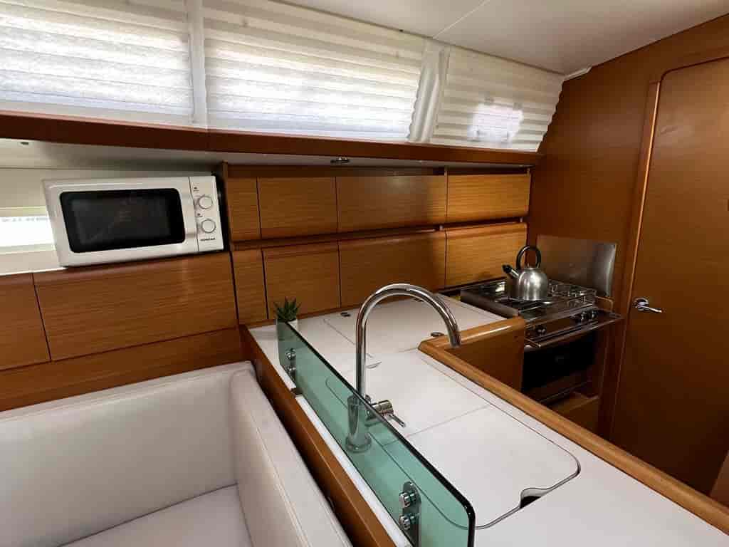 Boat picture 9