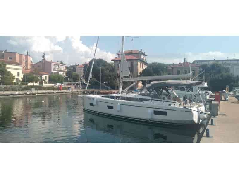 Photo of undefined, image 1 of 12