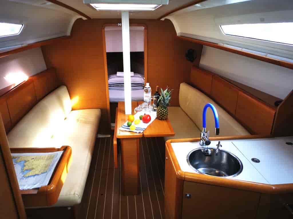 Boat picture 17