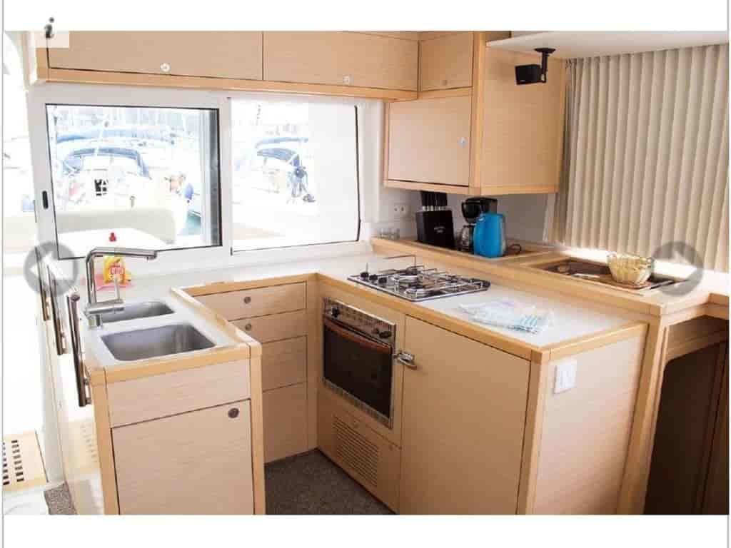 Boat picture 16