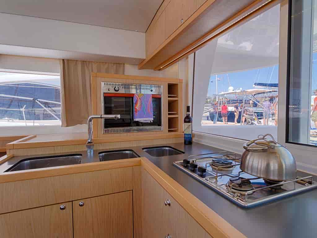 Boat picture 9