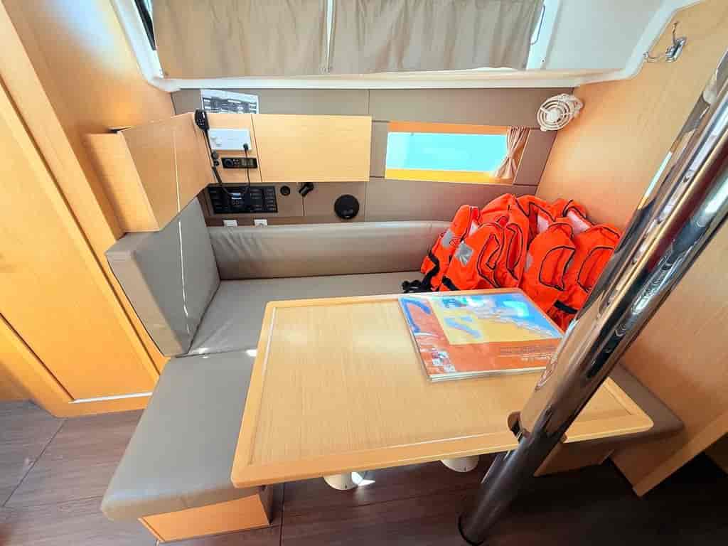 Boat picture 16