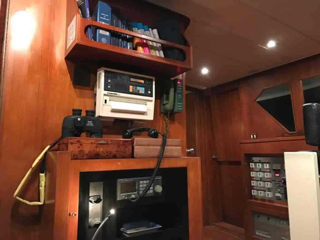 Boat picture 9