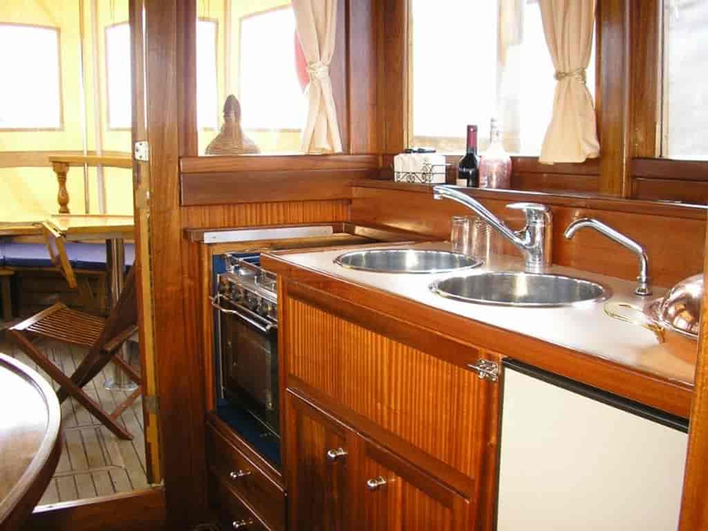 Boat picture 20
