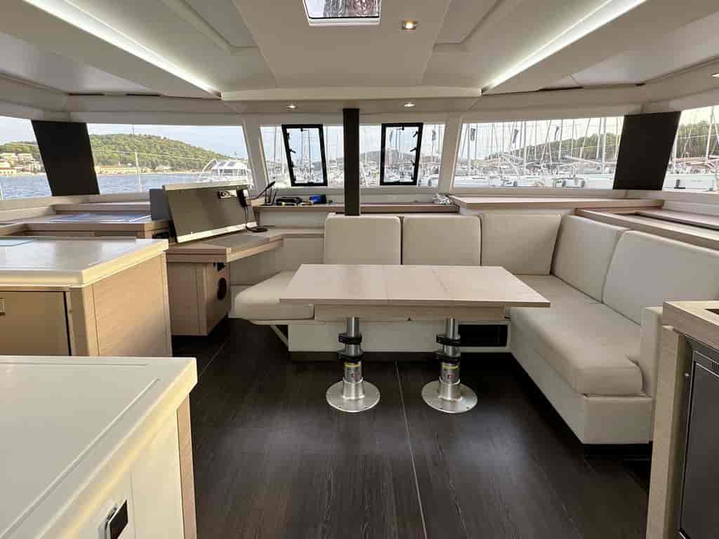 Boat picture 9
