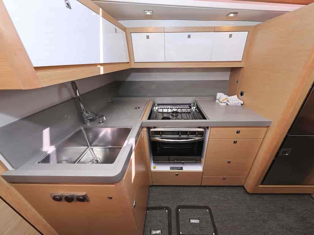 Boat picture 16