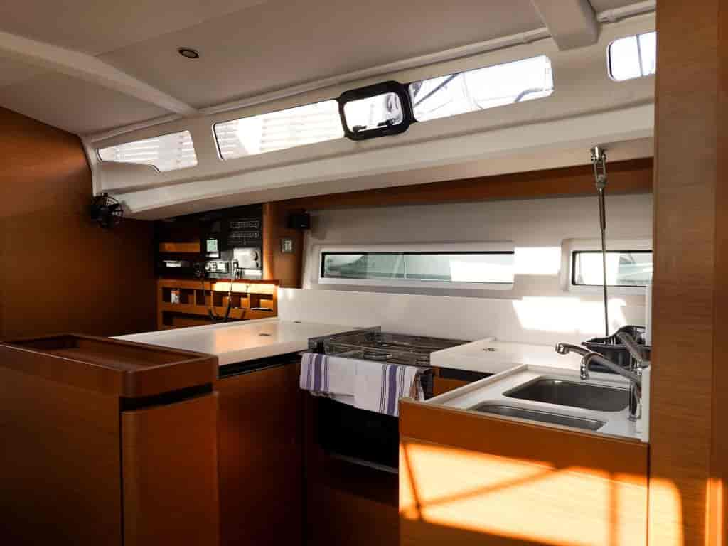 Boat picture 14