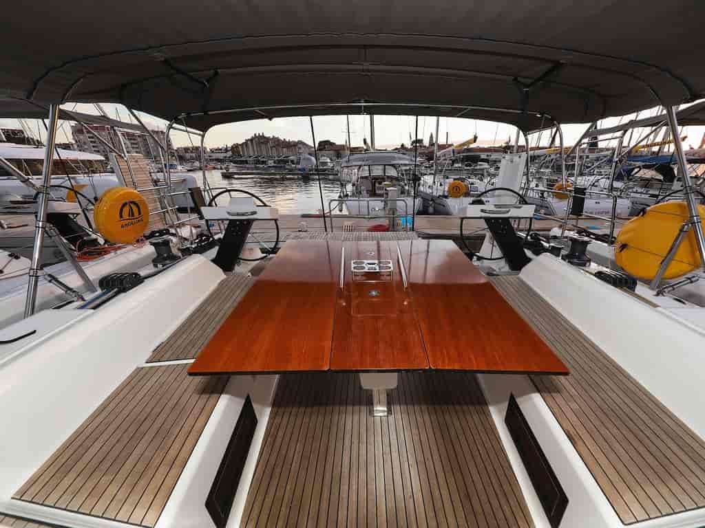 Boat picture 9