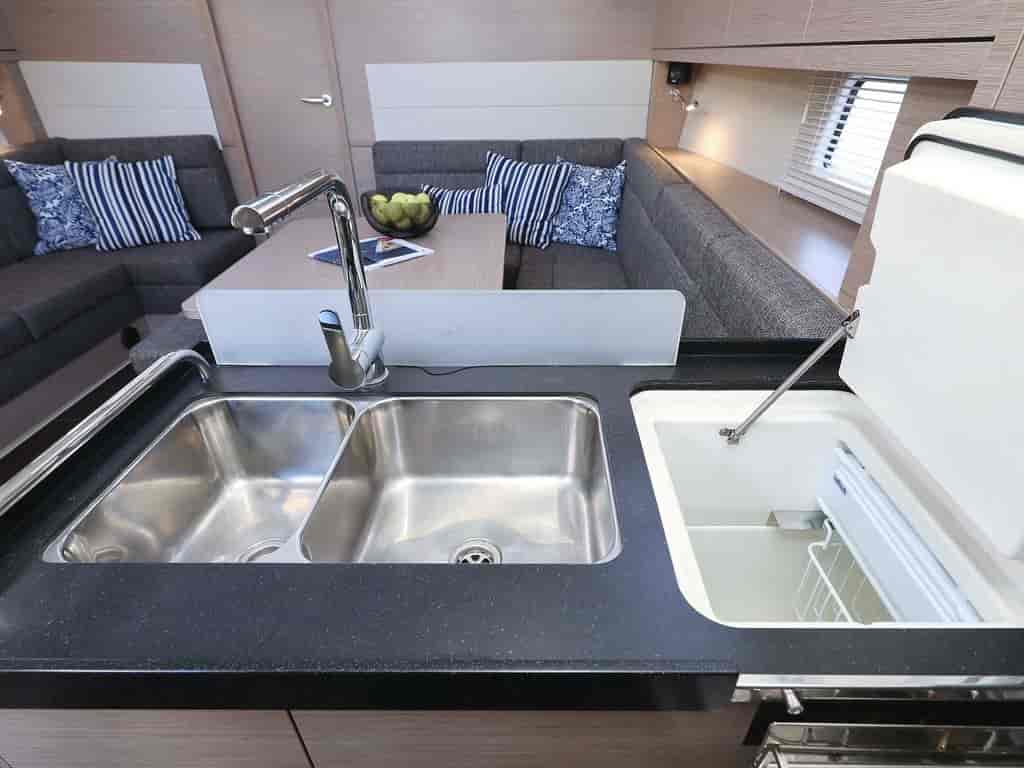 Boat picture 18