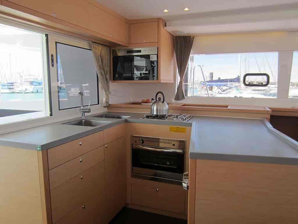 Boat picture 18