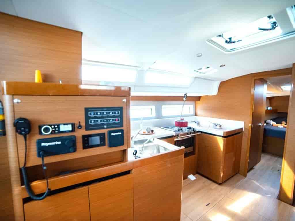 Boat picture 16