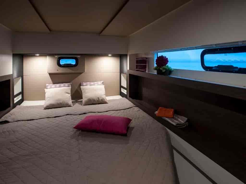 Boat picture 9