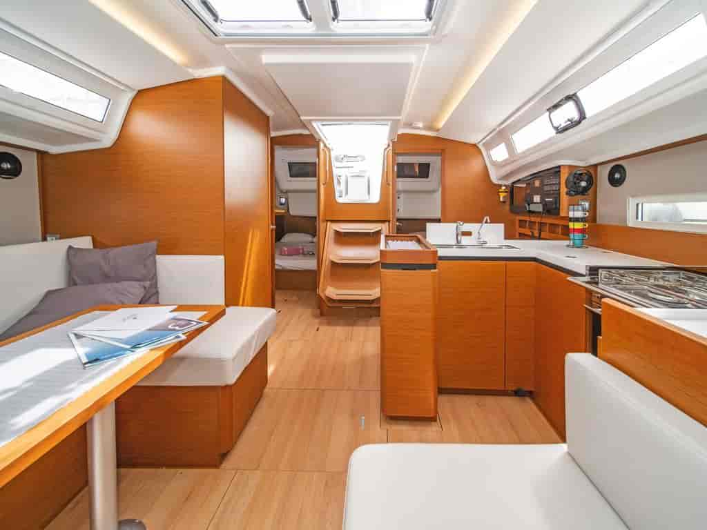Boat picture 9