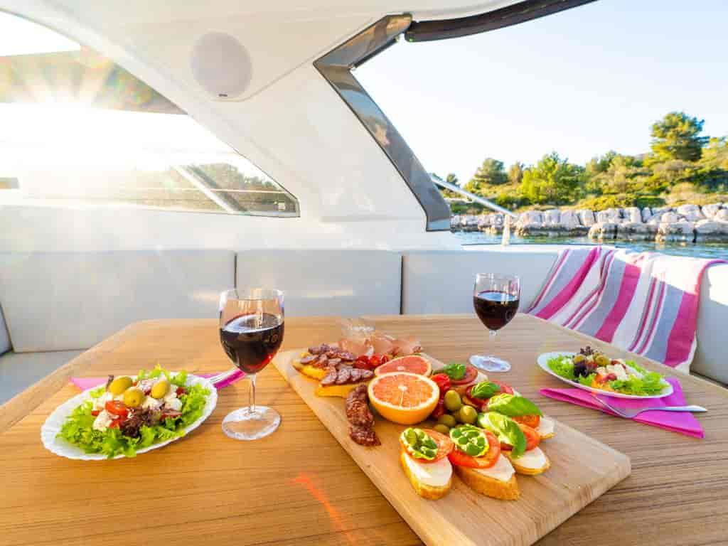 Boat picture 9