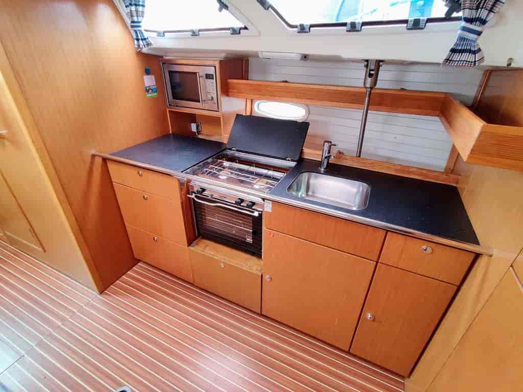 Boat picture 9