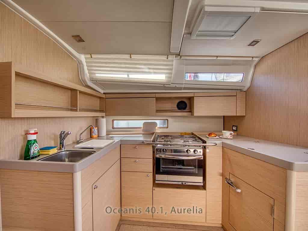Boat picture 16