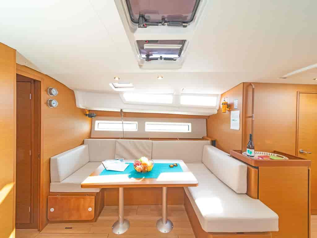 Boat picture 9