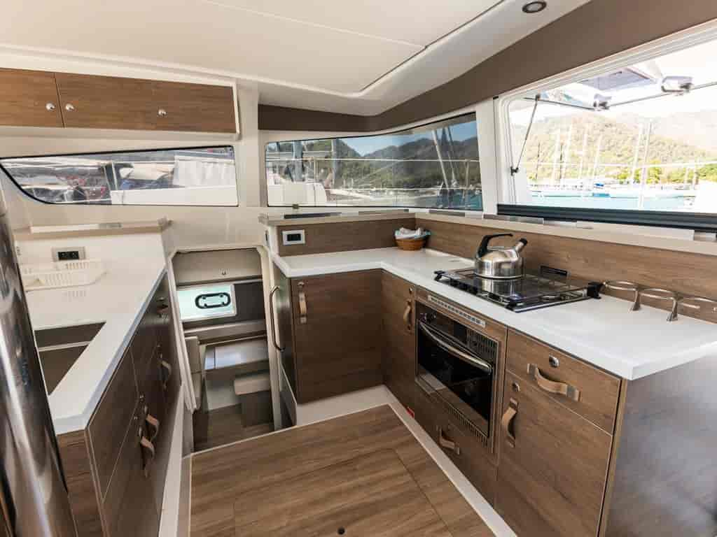 Boat picture 9