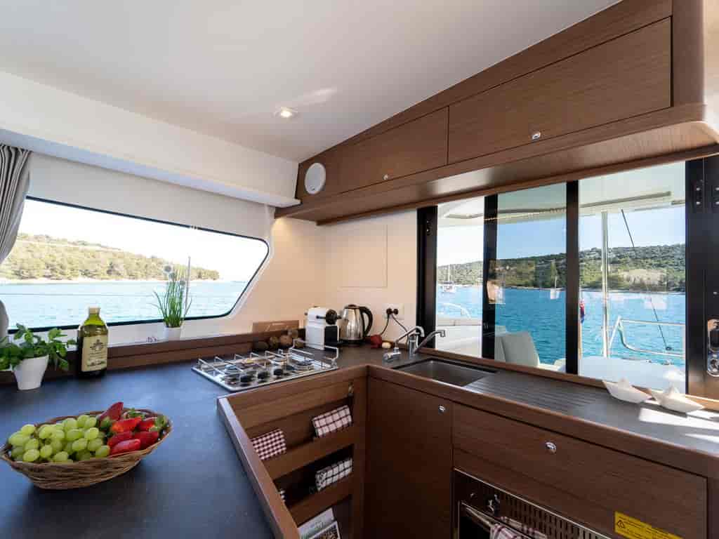 Boat picture 19