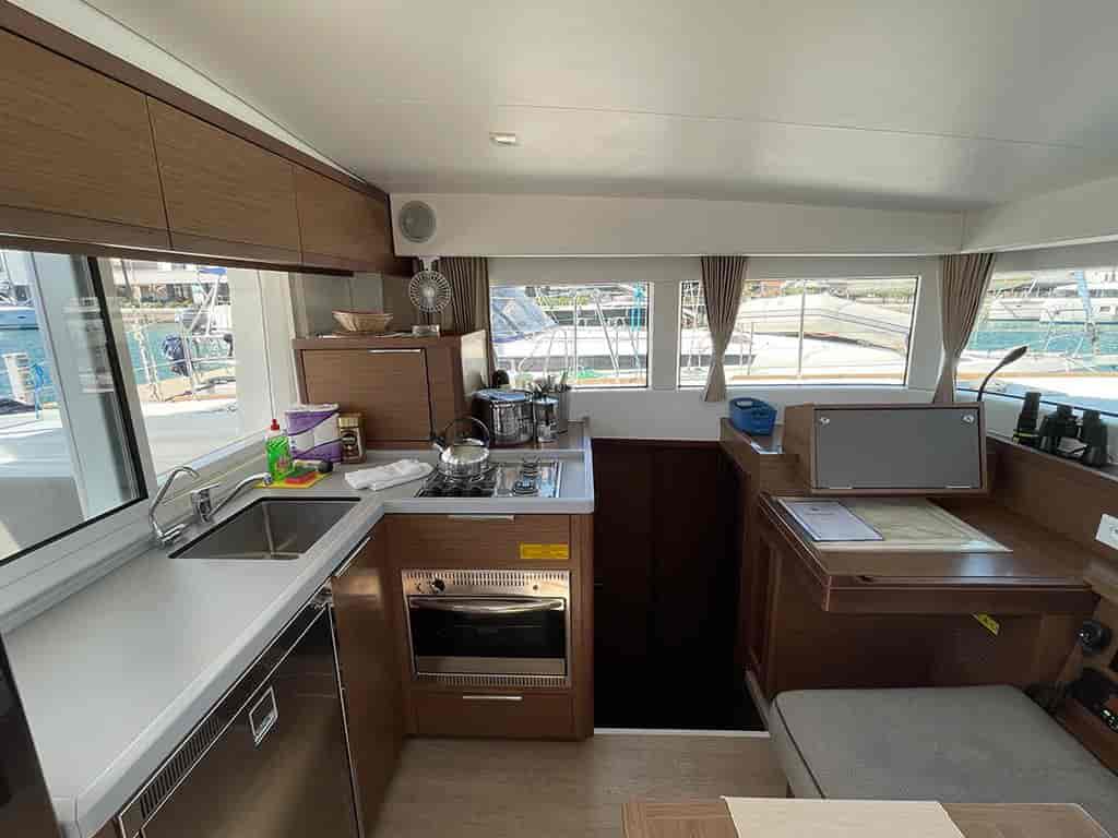 Boat picture 9