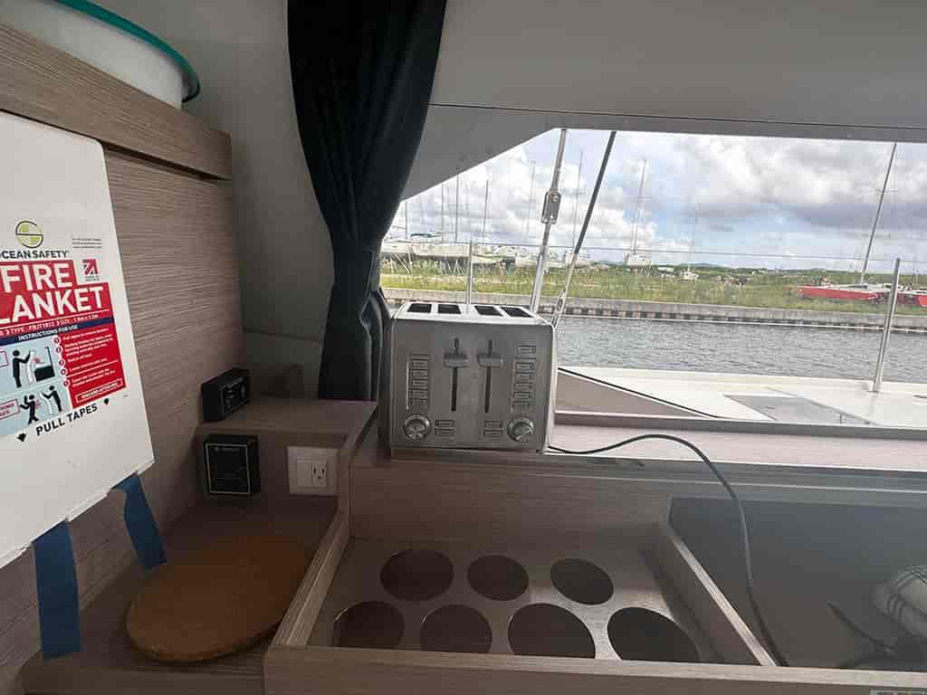 Boat picture 14