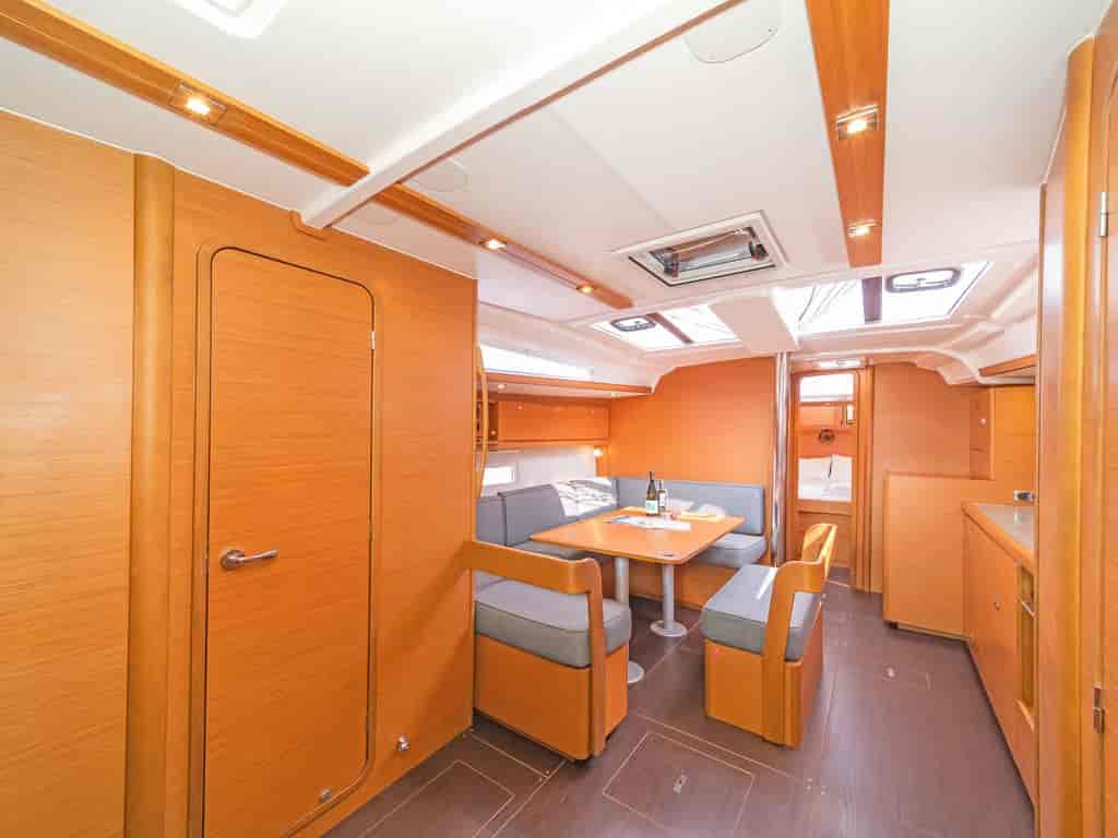 Boat picture 9