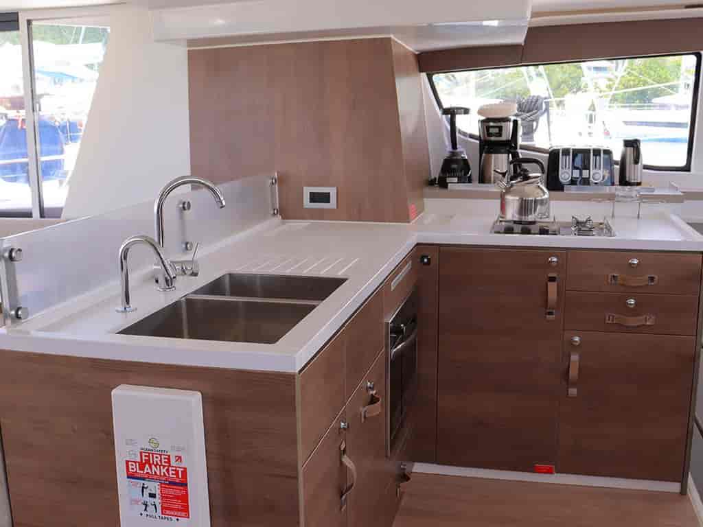 Boat picture 16