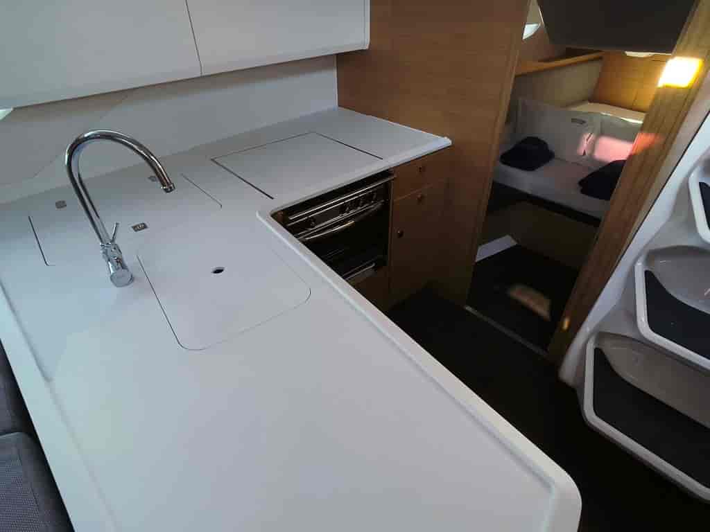 Boat picture 17