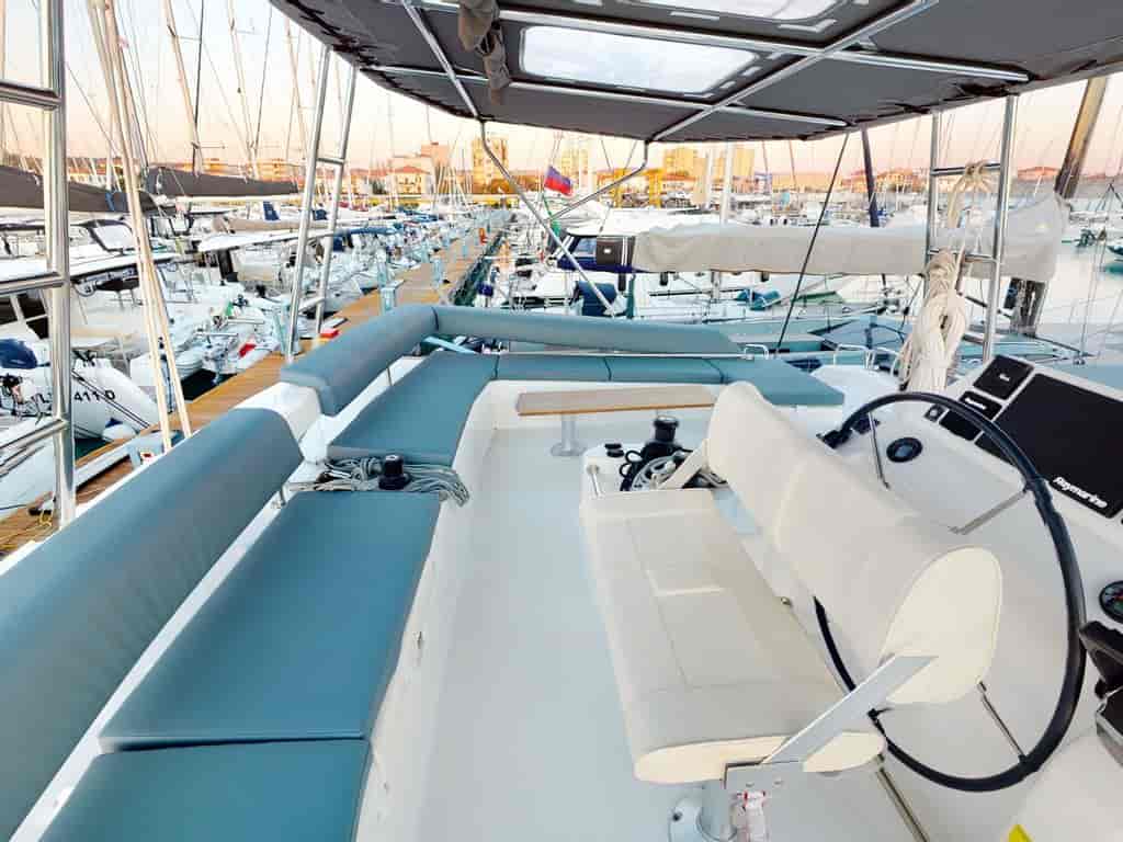 Boat picture 9