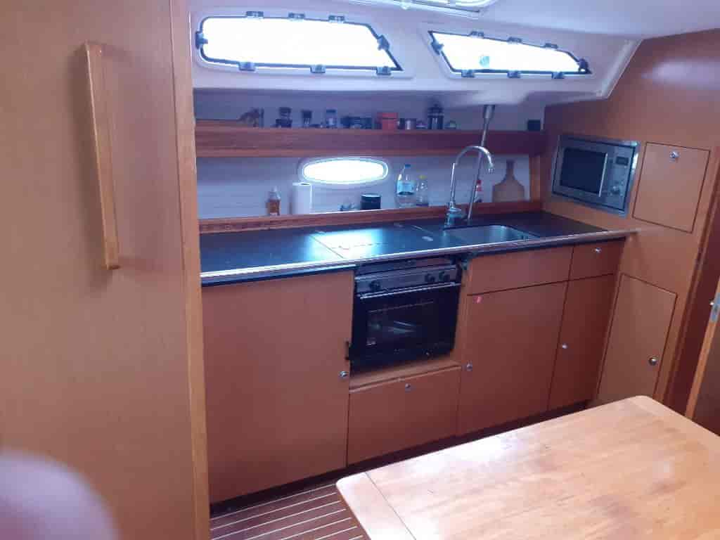 Boat picture 9