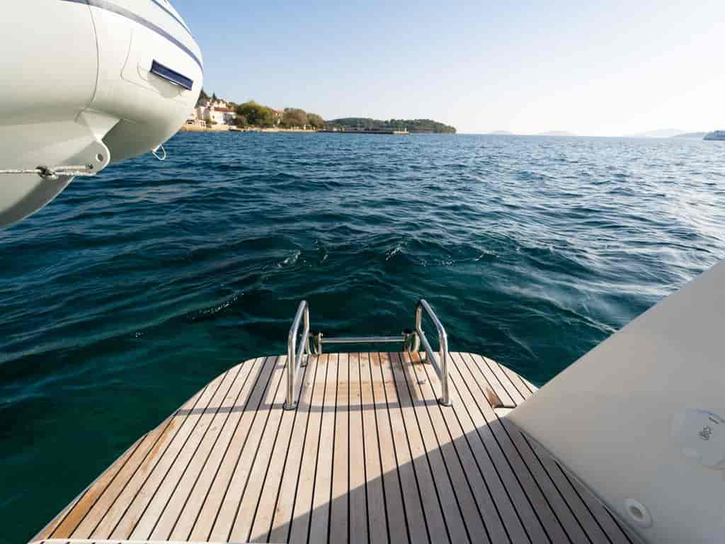 Boat picture 14