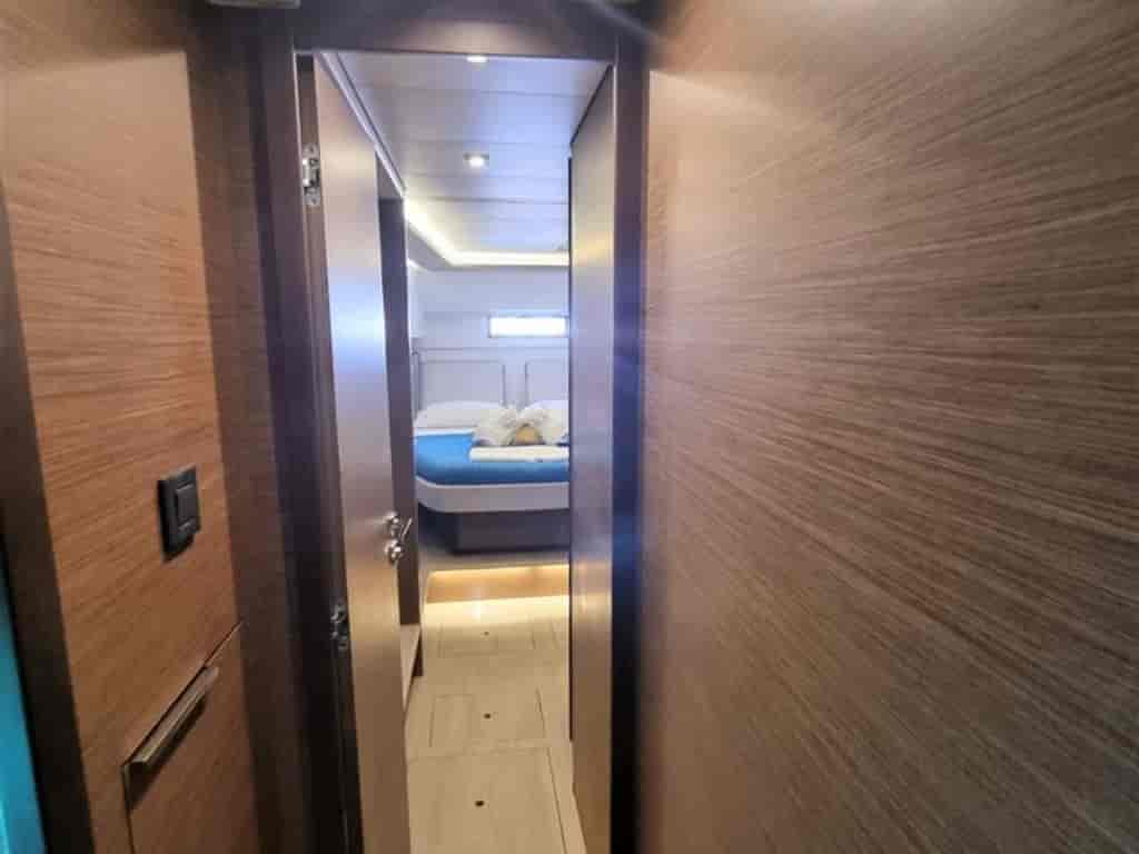 Boat picture 14