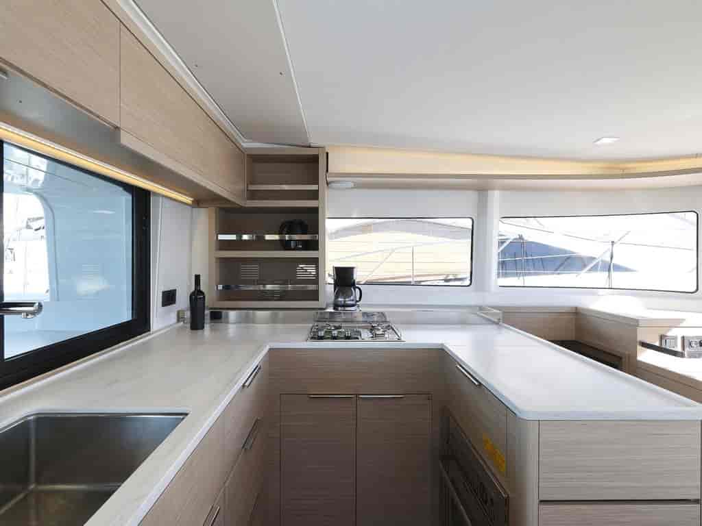 Boat picture 13
