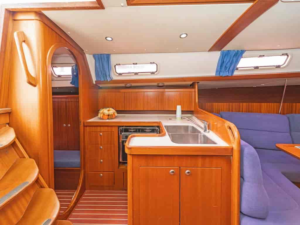 Boat picture 17
