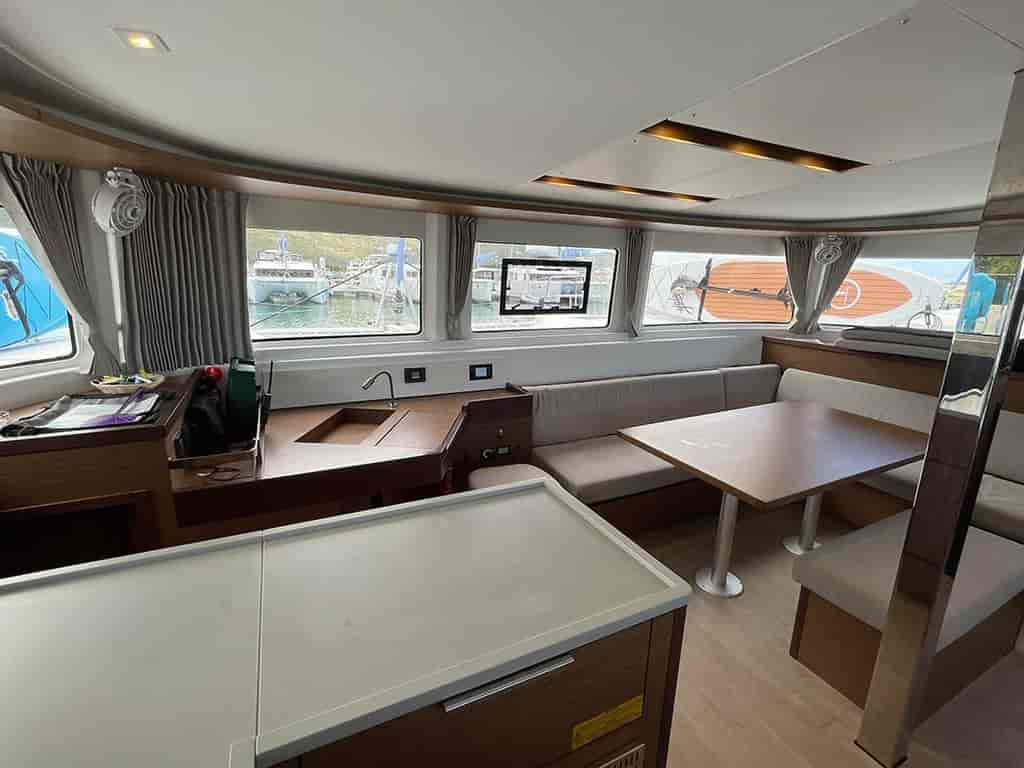 Boat picture 13