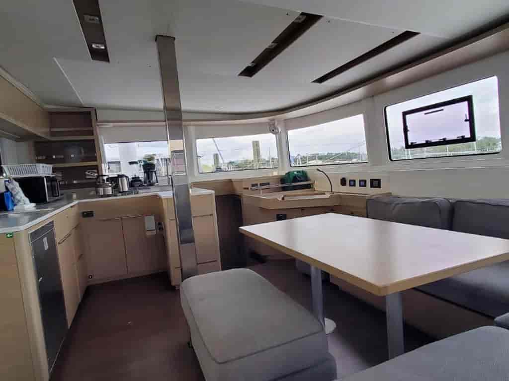 Boat picture 9