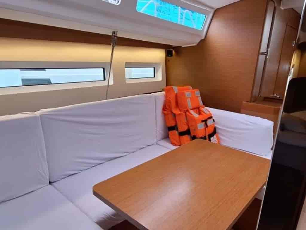 Boat picture 9