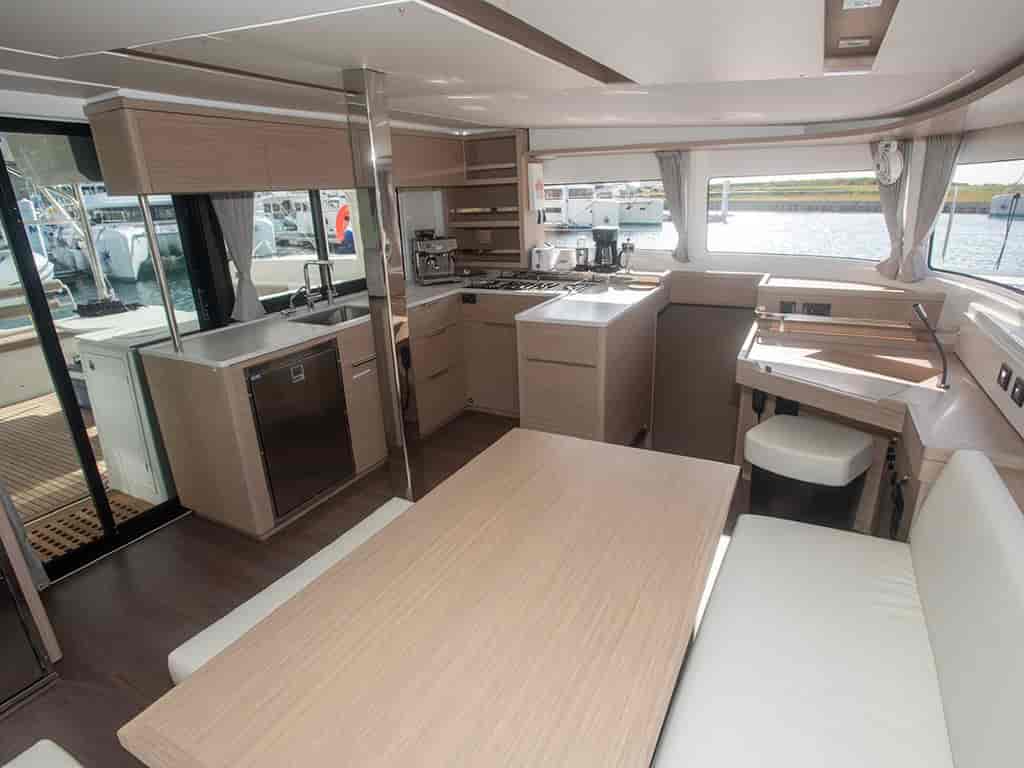 Boat picture 19