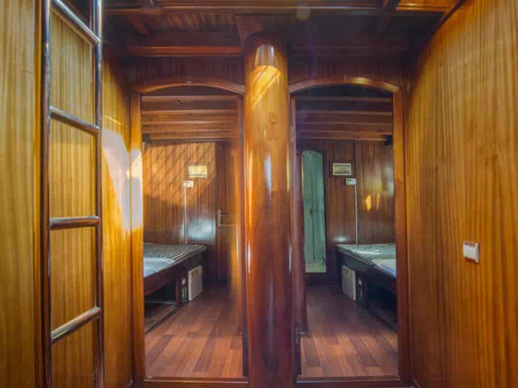 Boat picture 11