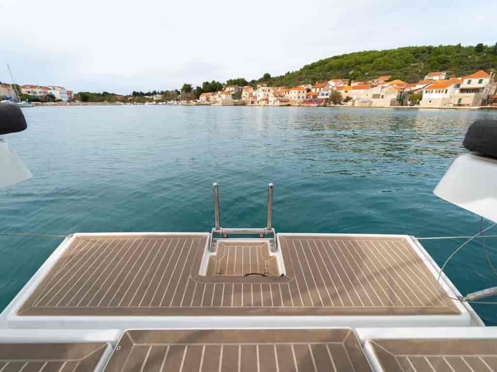 Boat picture 16