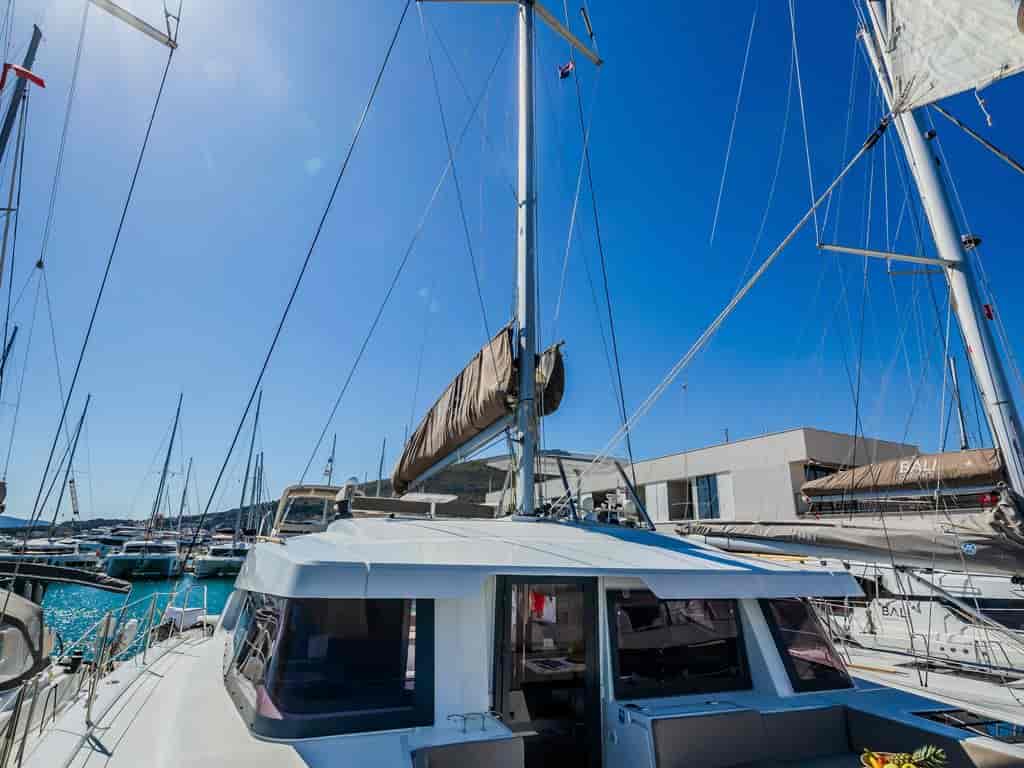 Boat picture 9