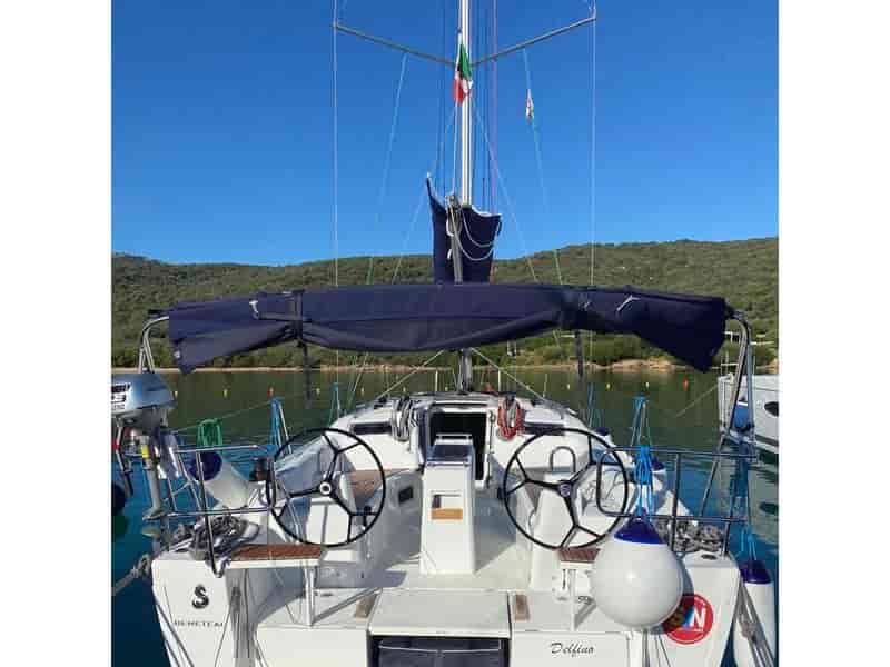 Photo of undefined, image 1 of 16