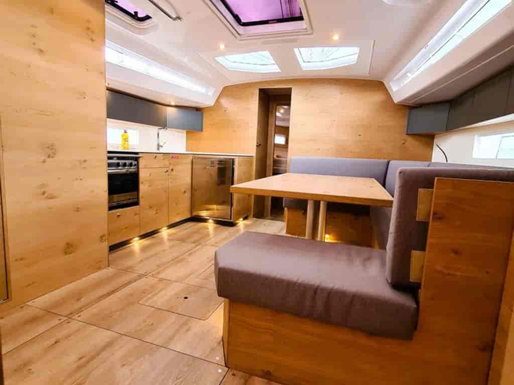 Boat picture 17