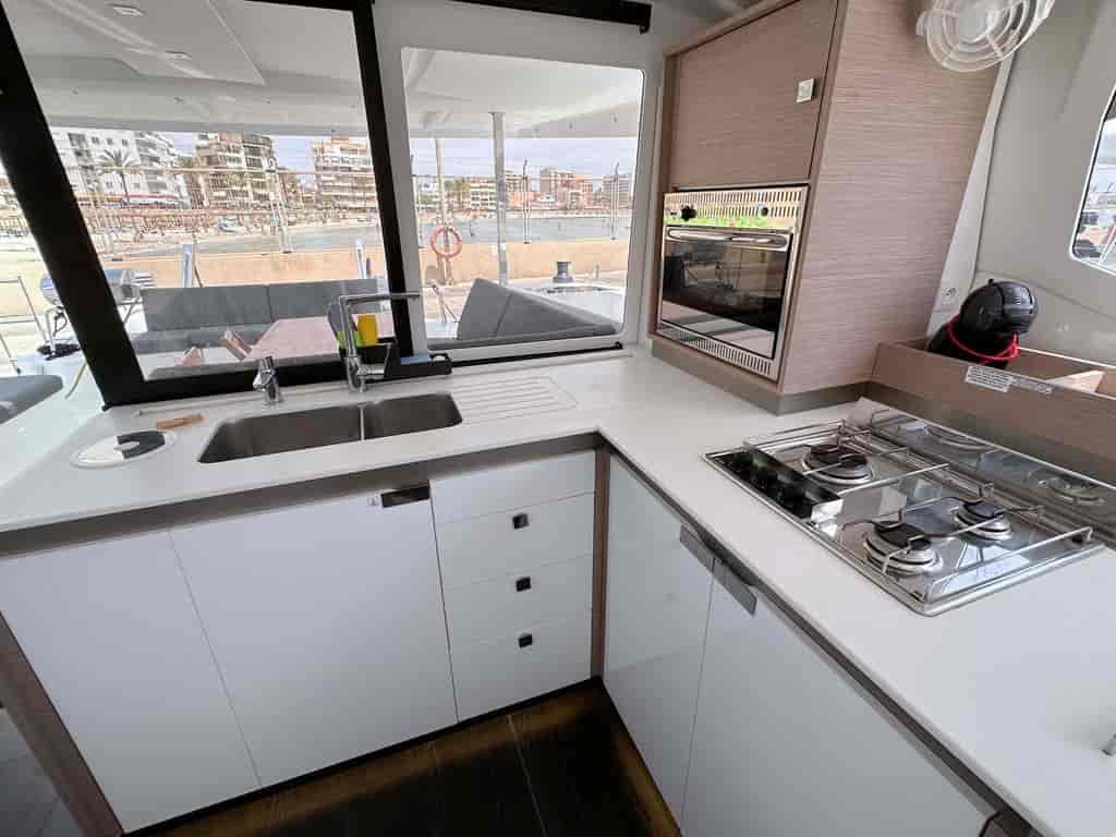 Boat picture 12