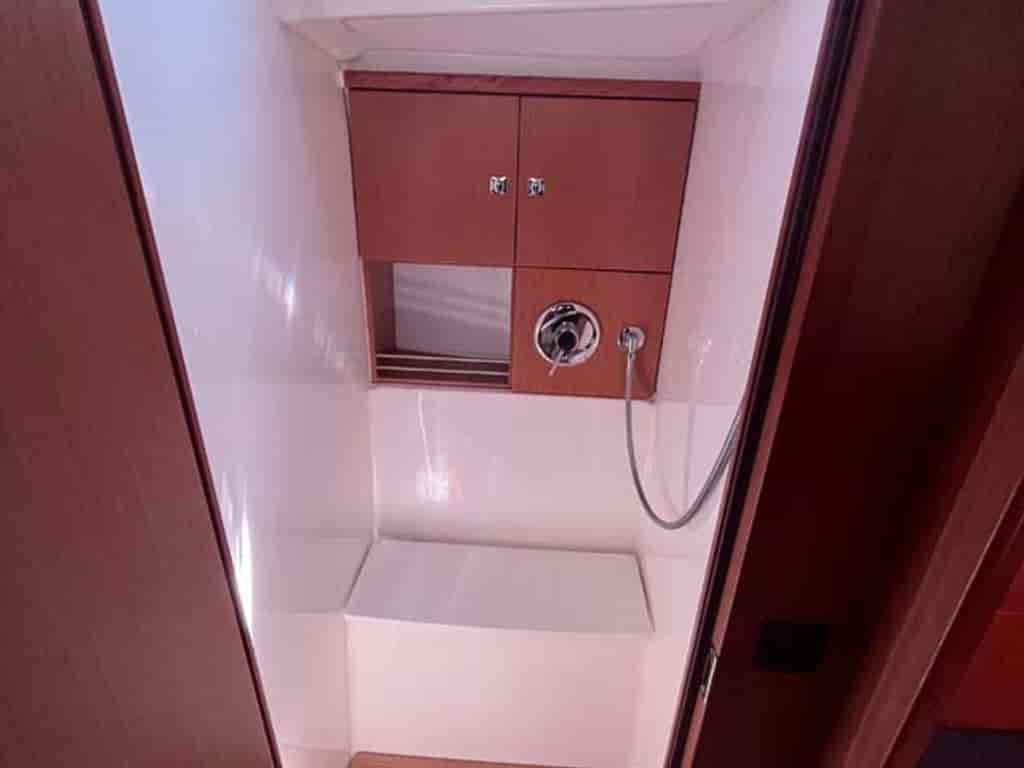 Boat picture 17
