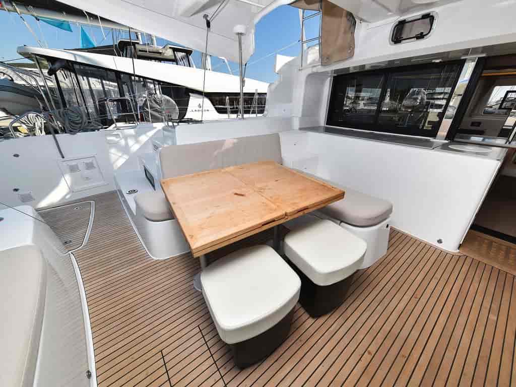 Boat picture 9