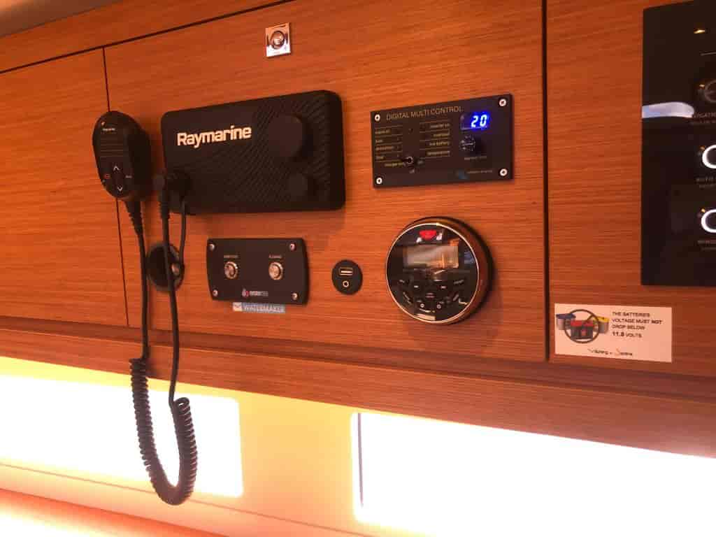 Boat picture 9