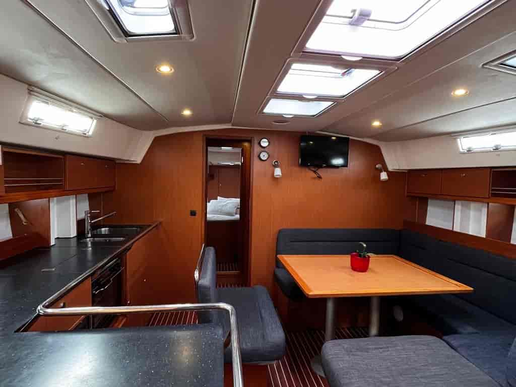 Boat picture 9