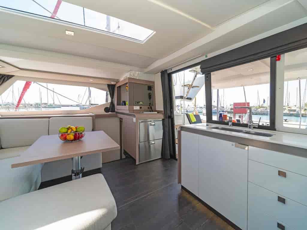 Boat picture 13